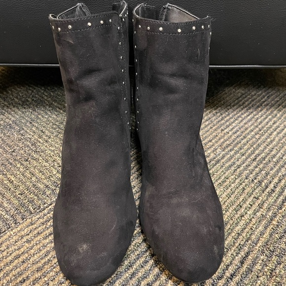 Everyday booties - Picture 2 of 3